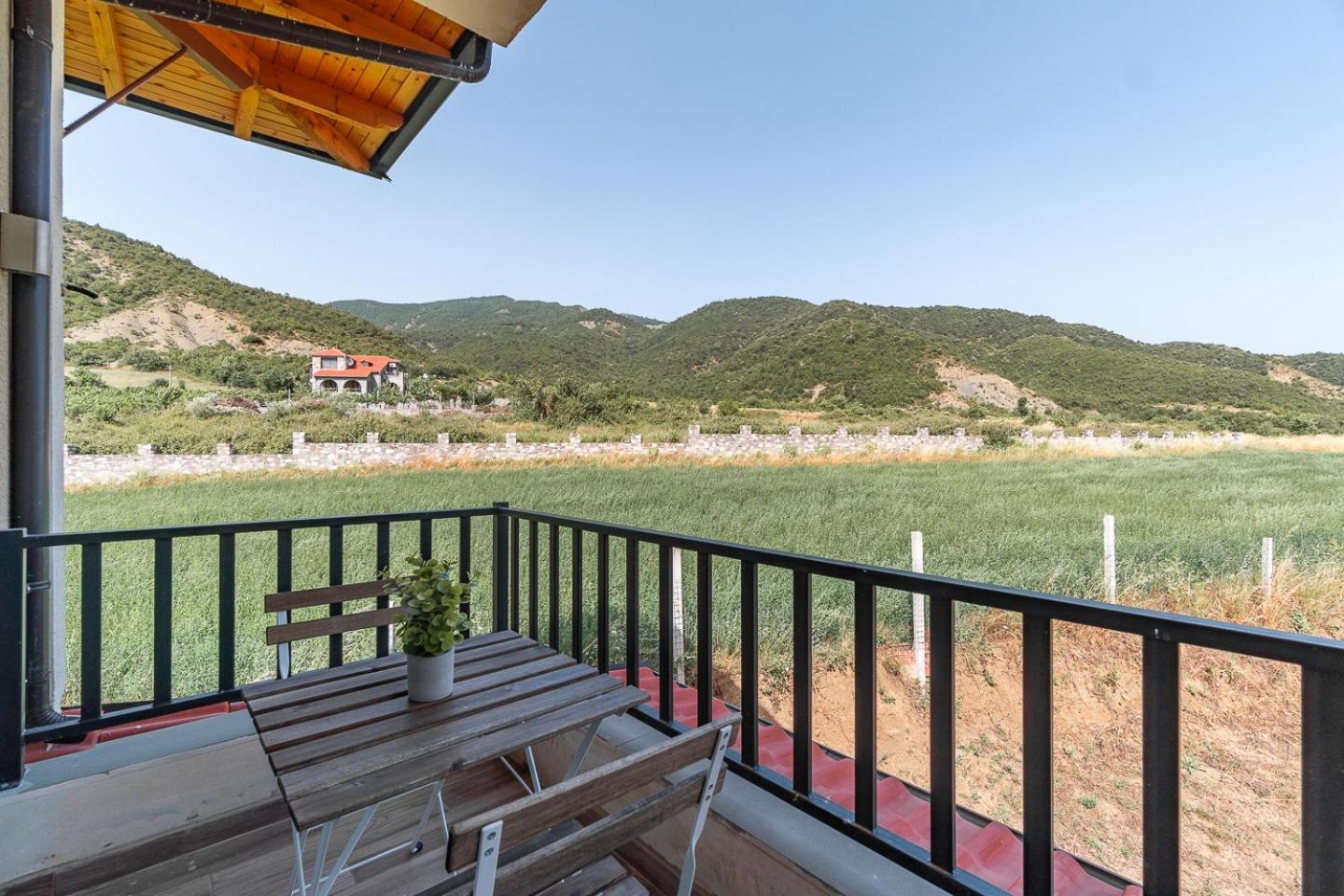 Bujtina Lumo & Pool Villa Përmet Kültér fotó