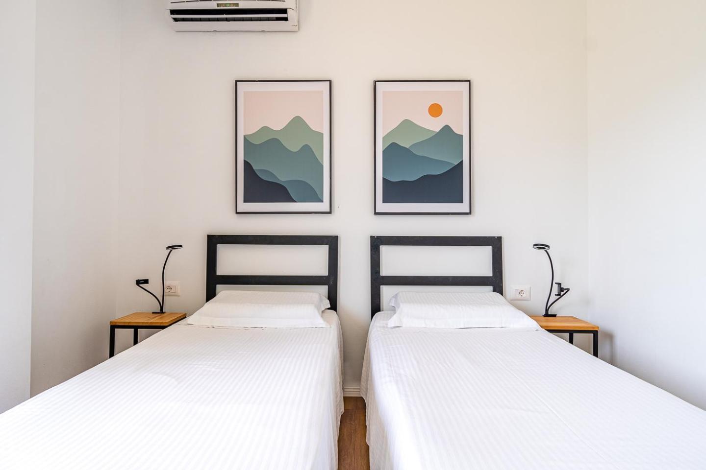 Bujtina Lumo & Pool Villa Përmet Kültér fotó